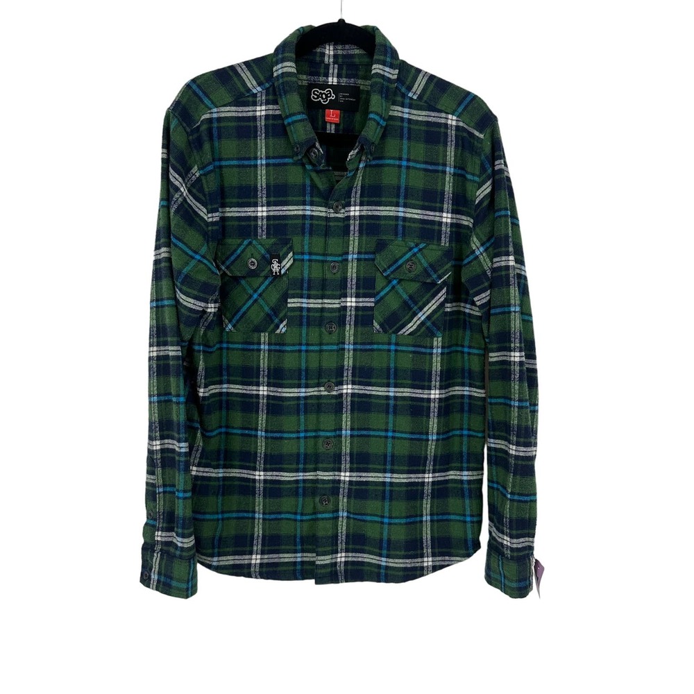 Saga flannel shirt men’s tag large fits medium green plaid button up